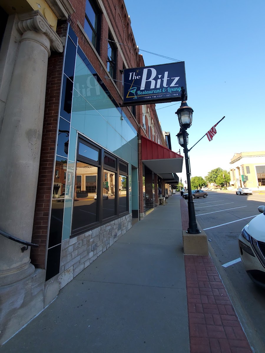 Ritz Restaurant Photos 2